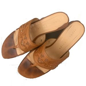 RICHARD TYLER SIZE 10 SANDAL